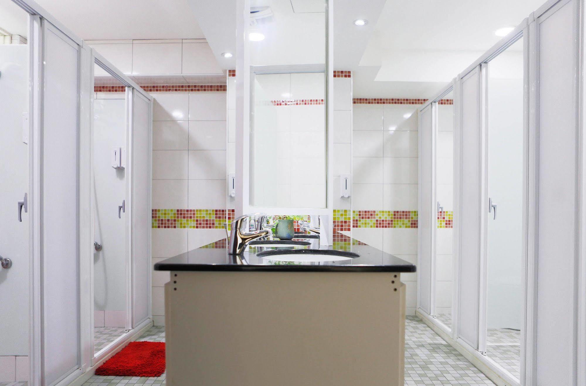 טאיפיי Sleepy Dragon Hostel מראה חיצוני תמונה