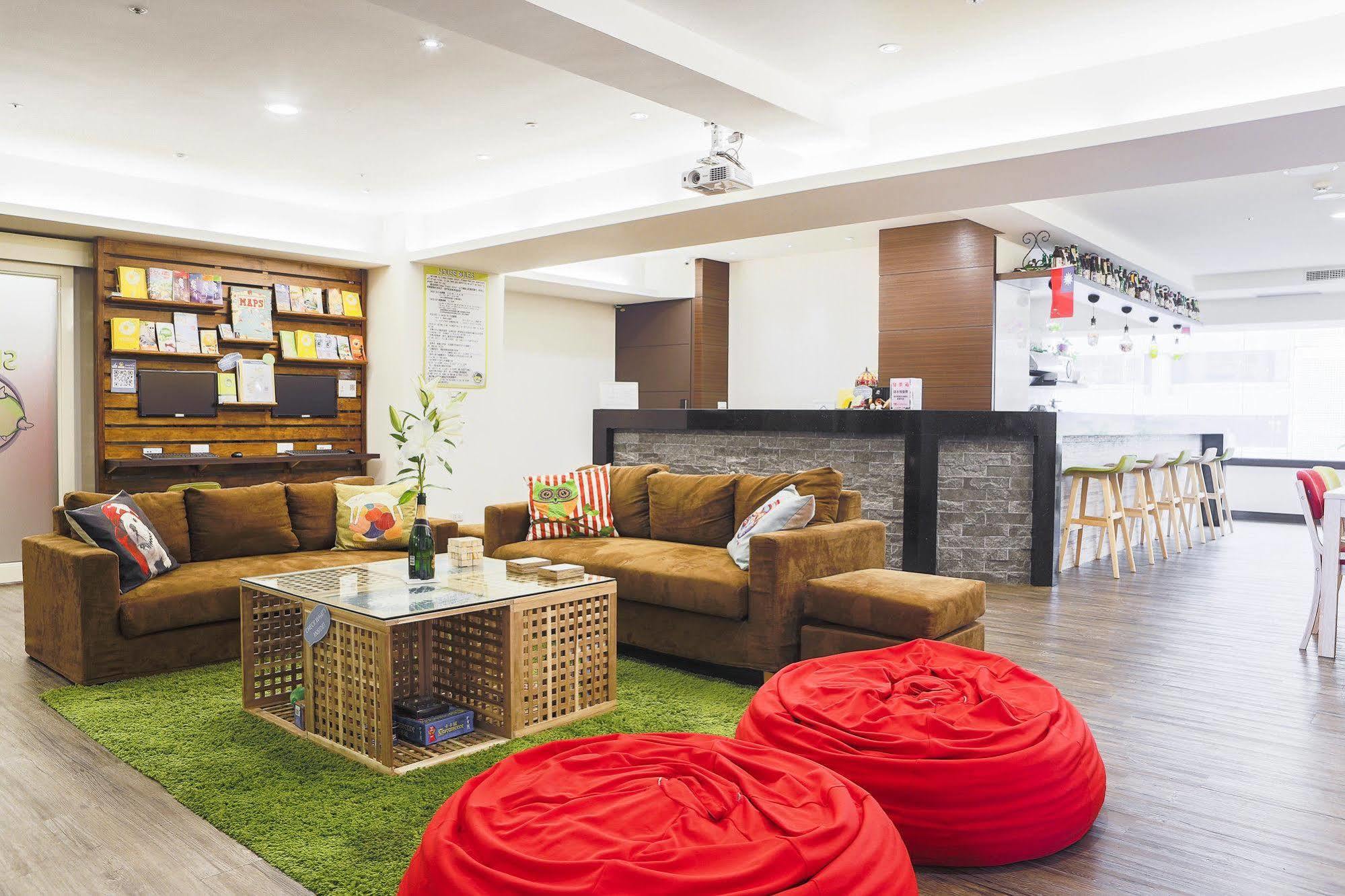 טאיפיי Sleepy Dragon Hostel מראה חיצוני תמונה